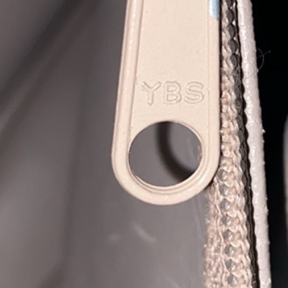 Vintage Vanessa bag made in Korea - Picture 10 of 12